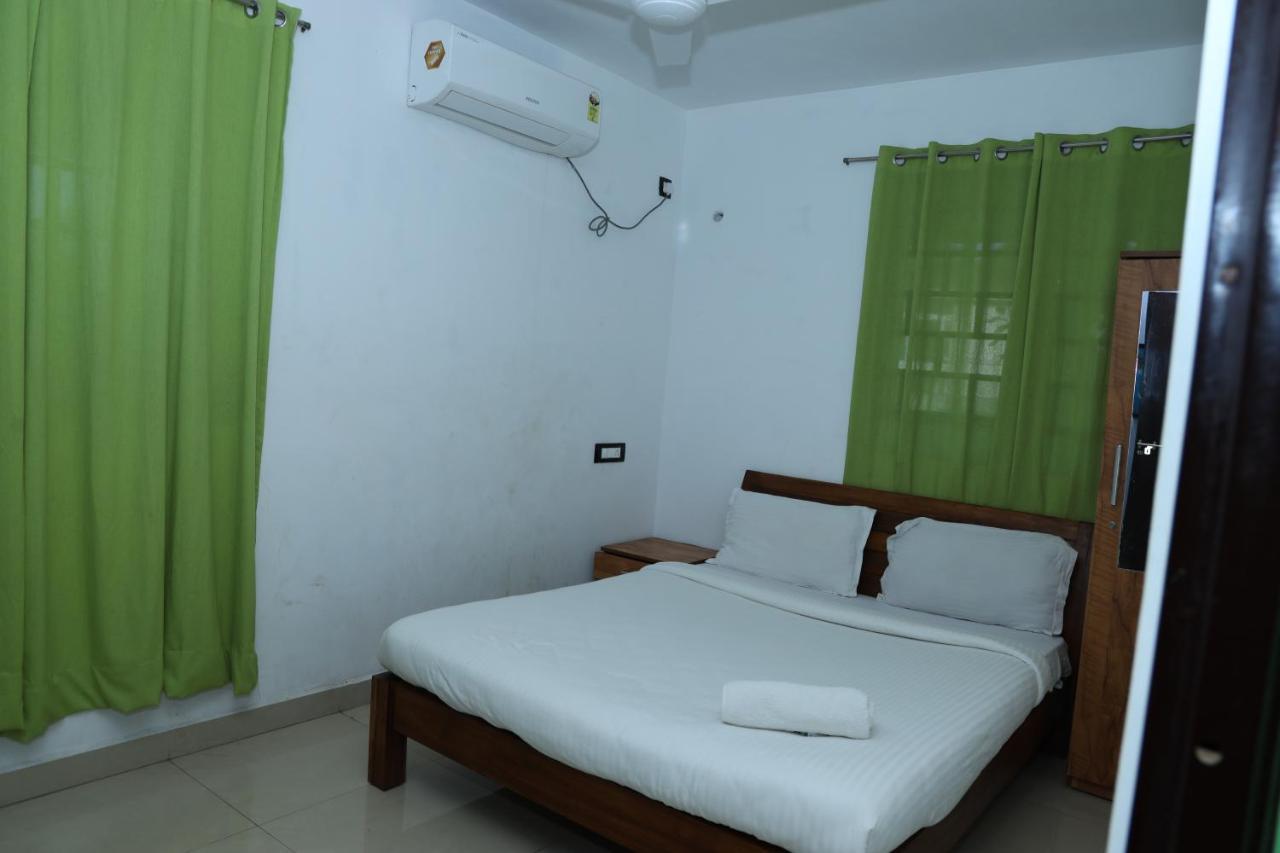 Appartement Airport Cochin Grand Residency , Nedumbassery à Angamaly Extérieur photo